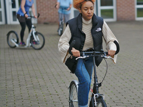 Impressionen von der Radfahrschule. Erster Teil: Roller. Foto: Robert Kunstmann