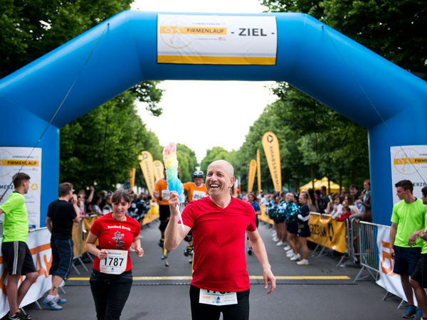 Commerzbank Firmenlauf: Mit Spaß und Schweiß ins Ziel