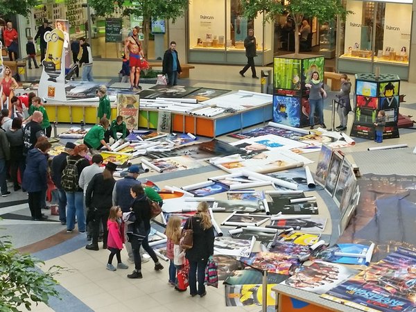 Filmplakatbörse für den guten Zweck im Allee-Center, Foto: Cineplex Leipzig