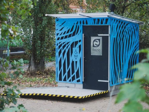 Barrierearme Trockentoilette im Lene-Voigt-Park, Foto: Stadt Leipzig