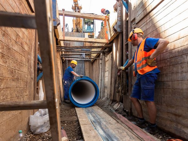 Rohreinzug einer Trinwasserleitung, Foto: Leipziger Gruppe