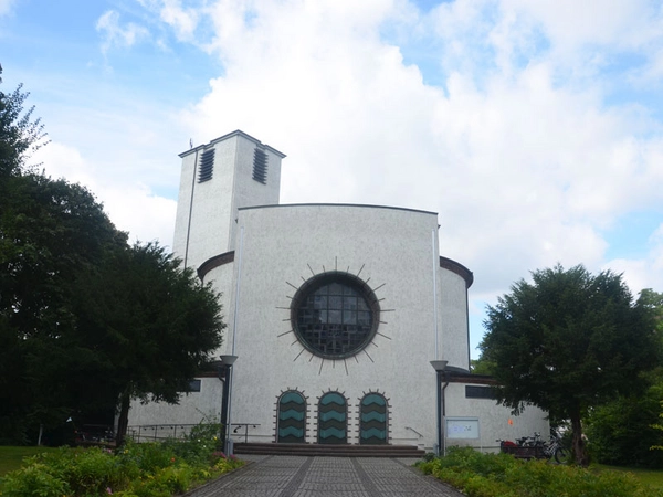 St. Bonifatius-Kirche in Leipzig-Connewitz, Foto: Katholisches Pfarramt St. Bonifatius