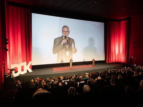 DOK Leipzig: Festivaleröffnung 2022, Foto: Viktoria Conzelmann