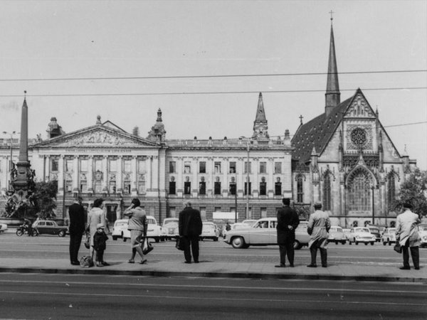 Die Universitätskirche kurz vor der Sprengung. Foto: Universitätsarchiv Leipzig, FS N06191