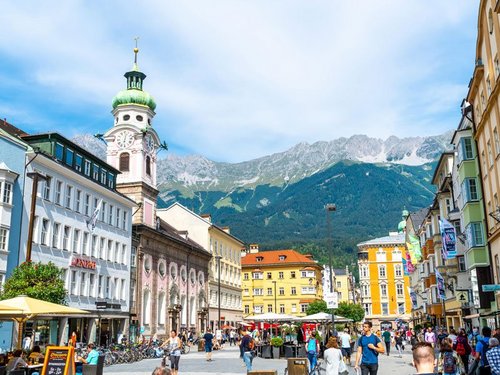 Innenstadt von Innsbruck, Foto: stock.adobe.com