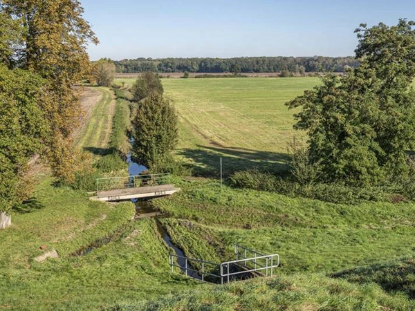 Der Zschampert nach der Unterquerung des Saale-Leipzig-Kanals, Foto: André Künzelmann / UFZ