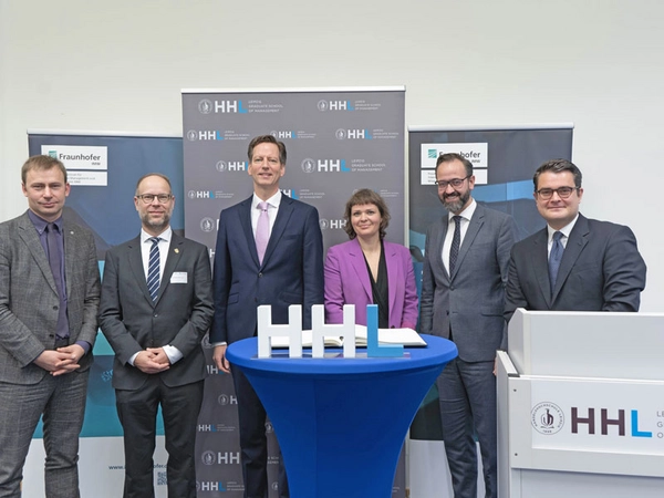 Eröffnung des "Centers for Deep-Tech-Transfer" an der HHL, Foto: Natasa Jeftic / Fraunhofer IMW