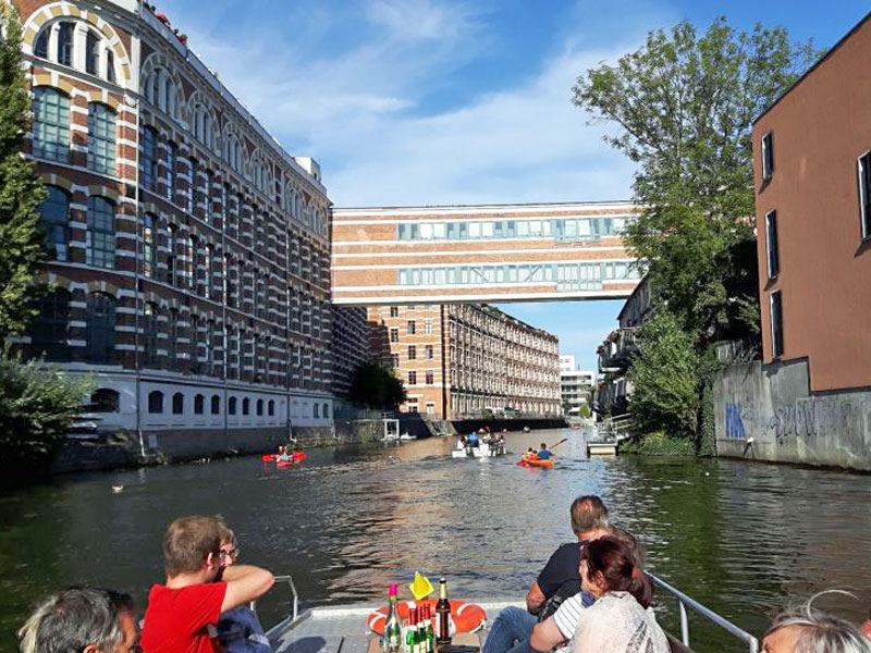 Flussfahrt durch den Auwald und die Stadt Leipzig, Foto: GetYouGuide