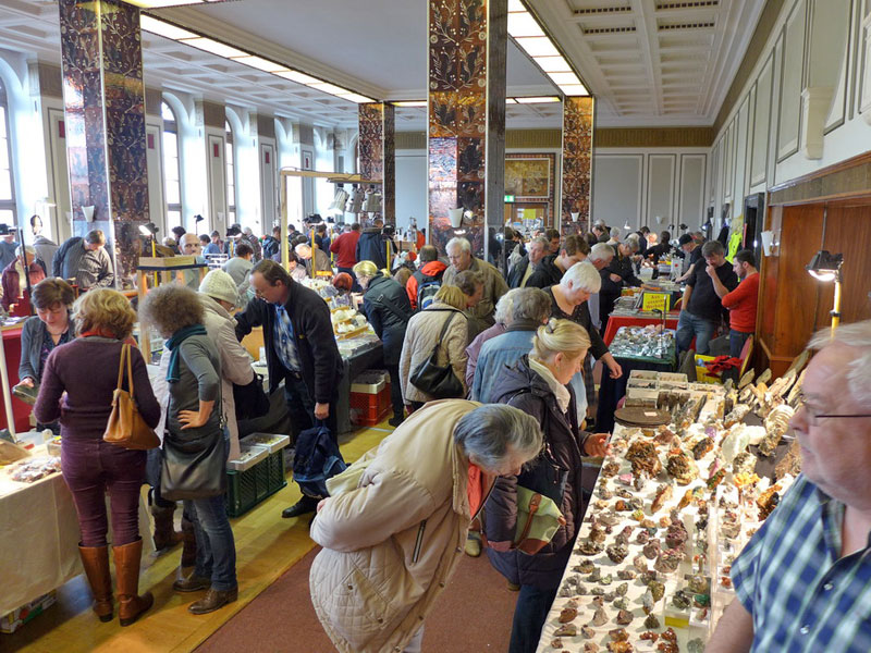 Internationale Mineralien- Fossilien- und SchmuckbörsInternationale Mineralien- Fossilien- und Schmuckbörse Leipzig, Foto: Fachgruppe Geologie und Paläontologie Leipzige Leipzig, Foto: Fachgruppe Geologie und Paläontologie Leipzig